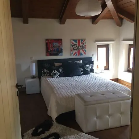Sansa Stark Chalet Arachova